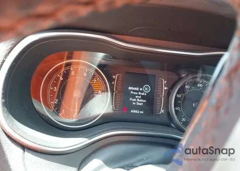 2019 Jeep Cherokee Latitude Plus 4X4 из США, поврежденный, VIN 1C4PJMLXXKD369536